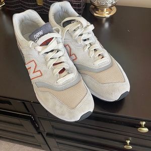 New Balance Sneakers